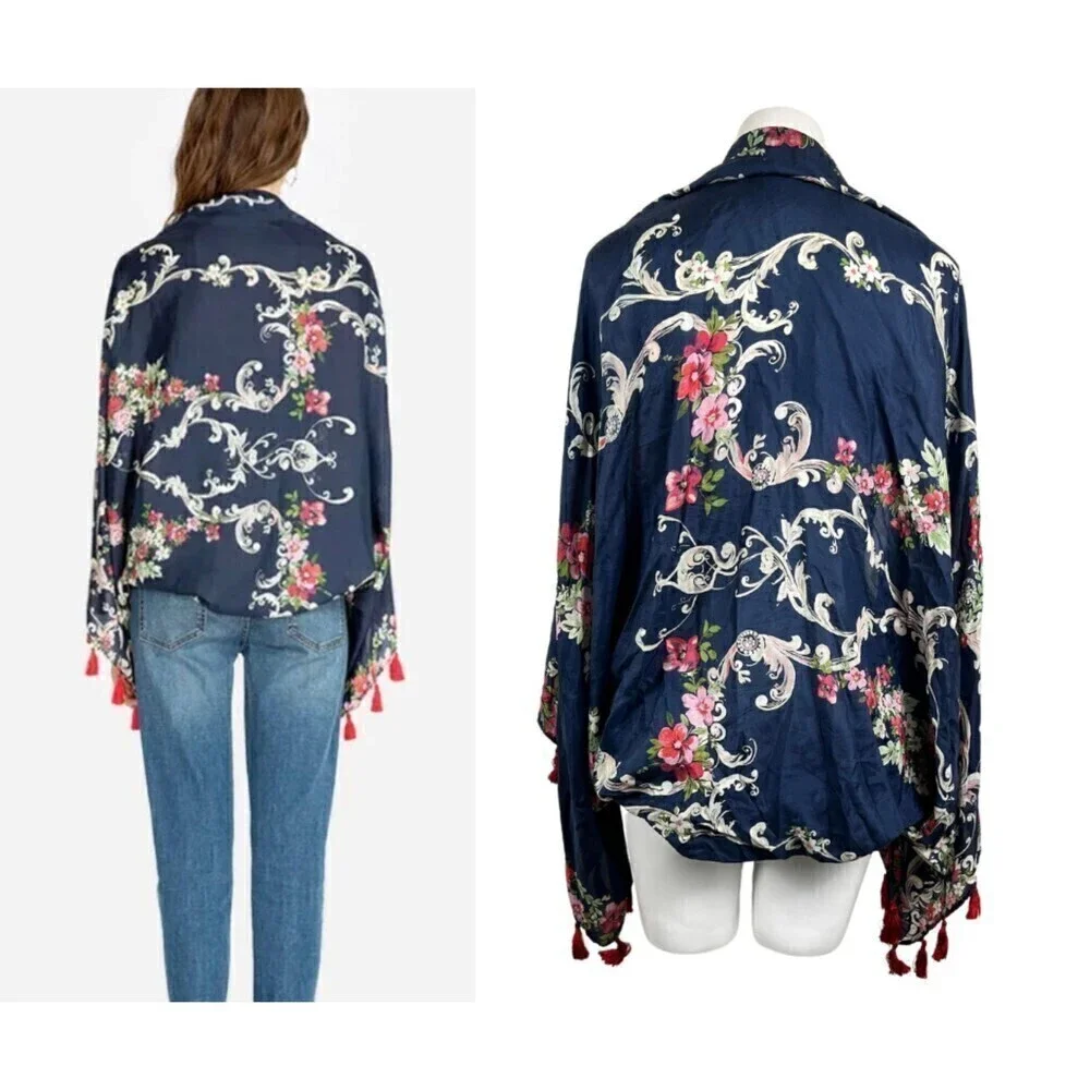 Johnny Was Size M Silk Tassel Wide Flared Sleeve Floral Mococo Boho Shrug Poncho